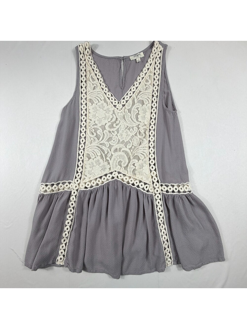 Umgee USA Sleeveless Lace Panel Peplum Top Size Small